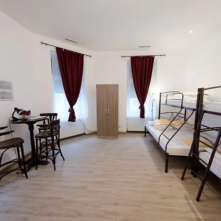 Hostel Casa Luna Rosa Temešvár