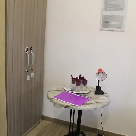 Vandrerhjem Casa Luna Rosa *